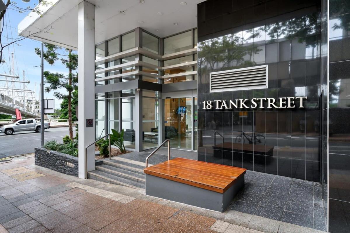 City Living - Brisbane River-View 2 Bedroom Apt Bagian luar foto