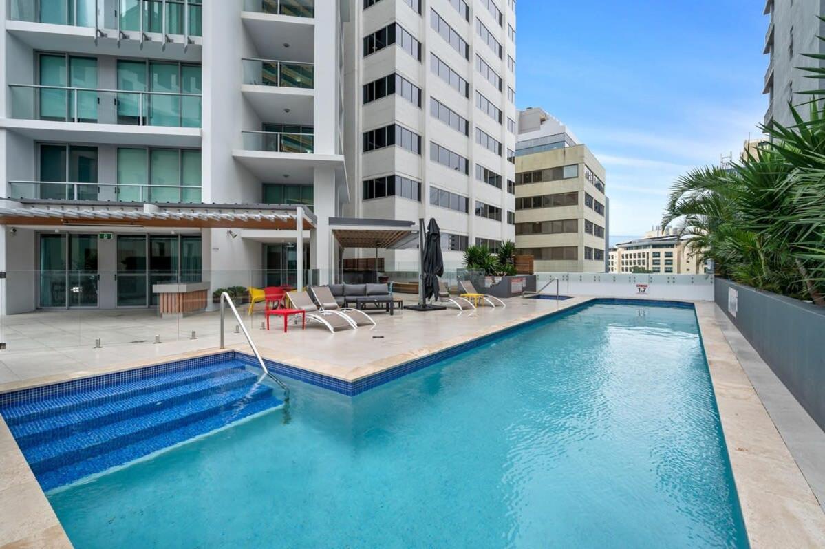 City Living - Brisbane River-View 2 Bedroom Apt Bagian luar foto